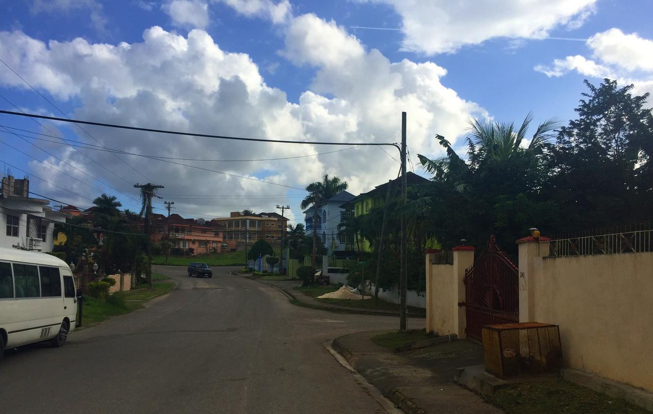 Yaad Hostel Montego Bay Exterior photo
