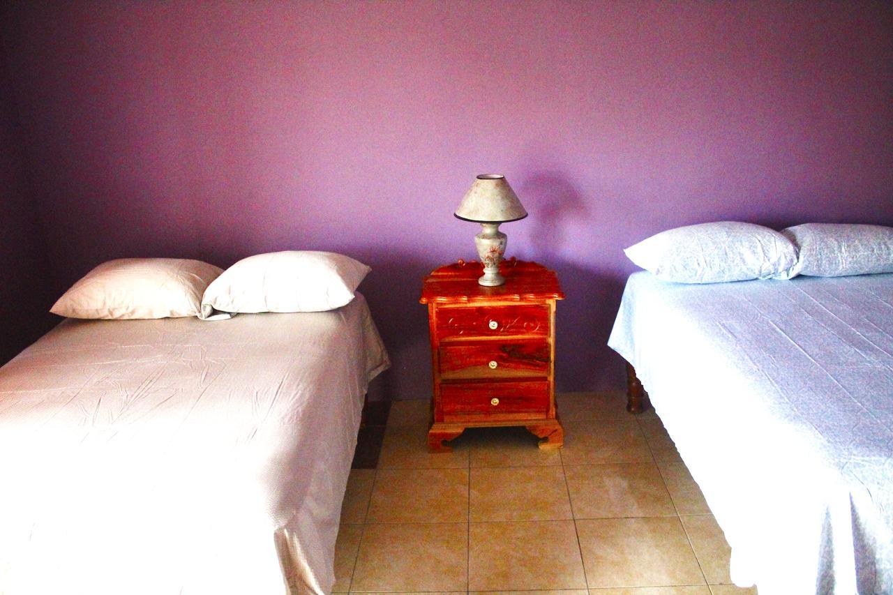 Yaad Hostel Montego Bay Exterior photo